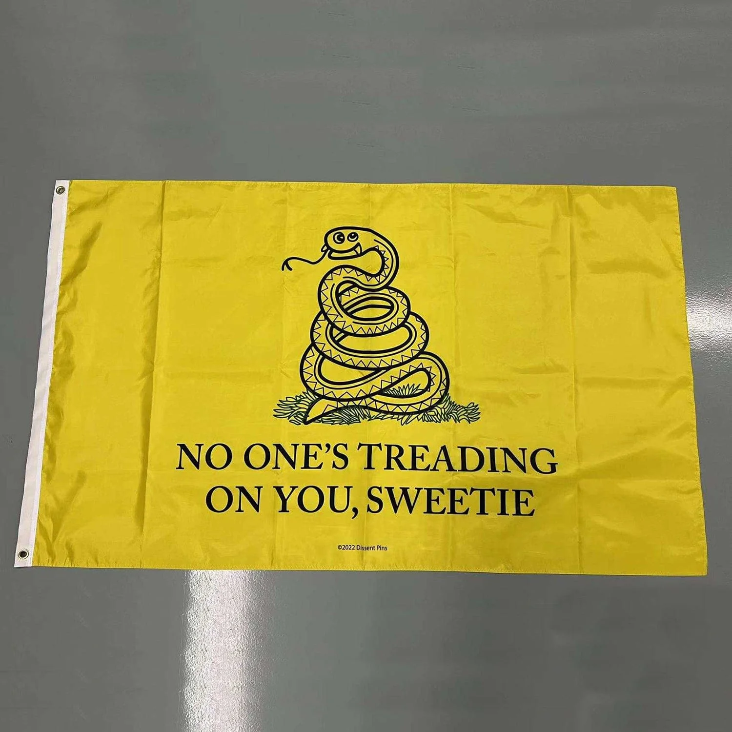 No One's Treading On You, Sweetie Flag 3' x 5' - Image 3