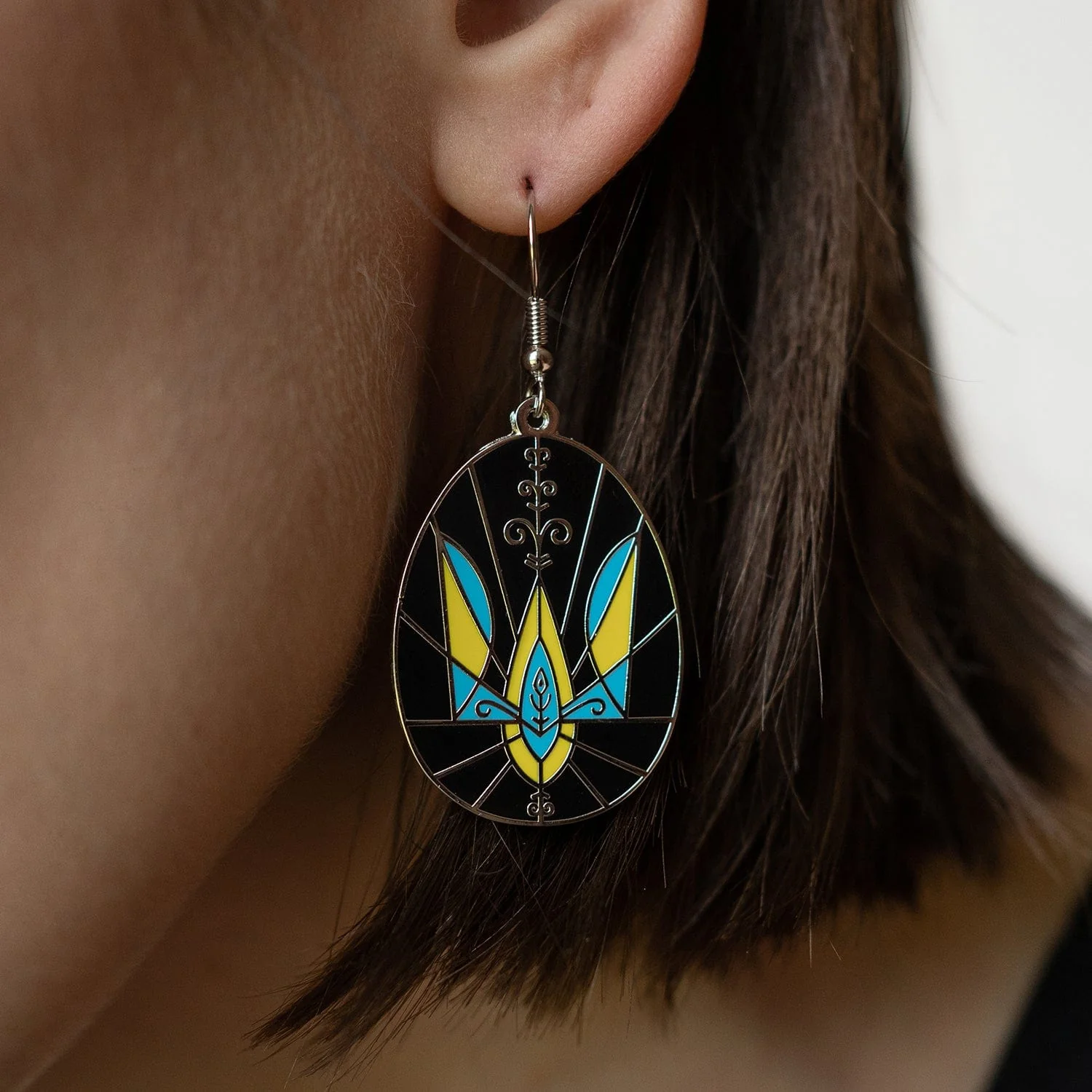 Ukrainian Easter Egg (Pysanky) Earrings - Trident - Image 4